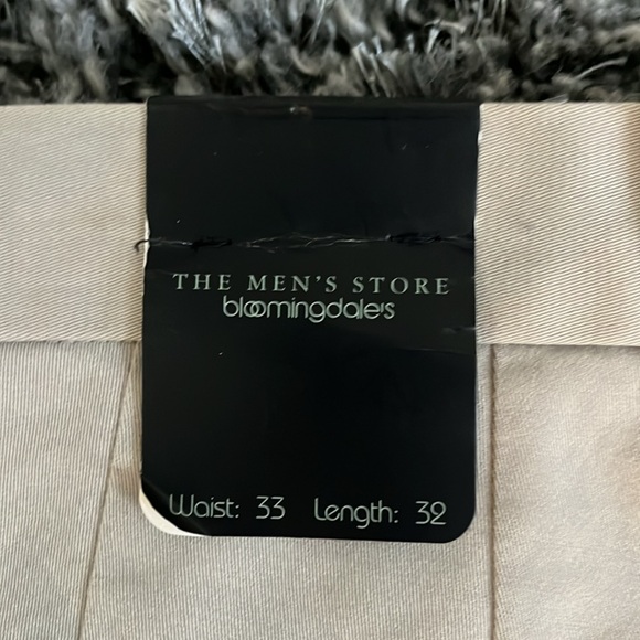 Bloomingdale’s The men’s store classic khaki pants 33w x 32L - Picture 3 of 8